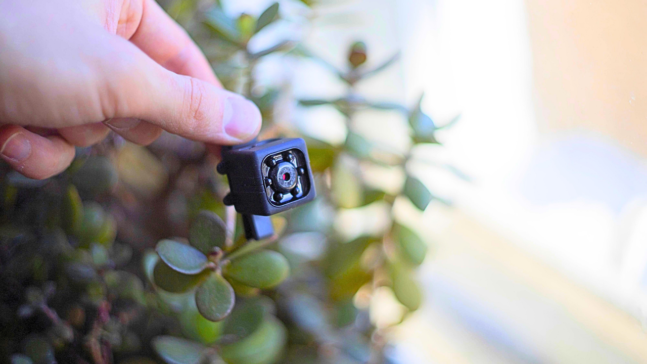 Researchers build a $7 smartphone clip-on that spots hidden cameras — AI and dynamic LED grid deliver 94% accuracy