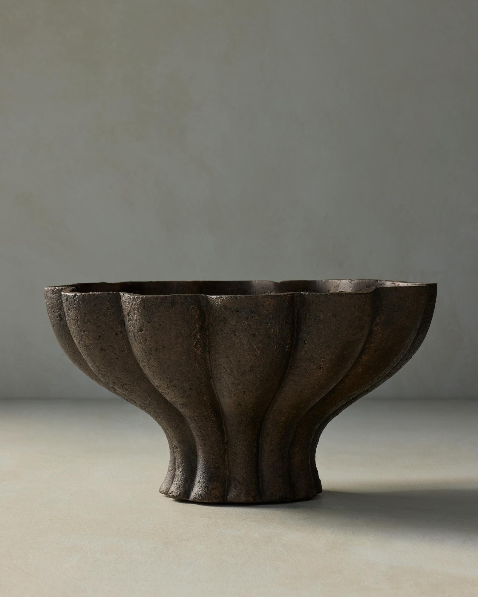 Trevi Ecomix Pedestal Bowl - Brown 14w X 7.75h X 17d