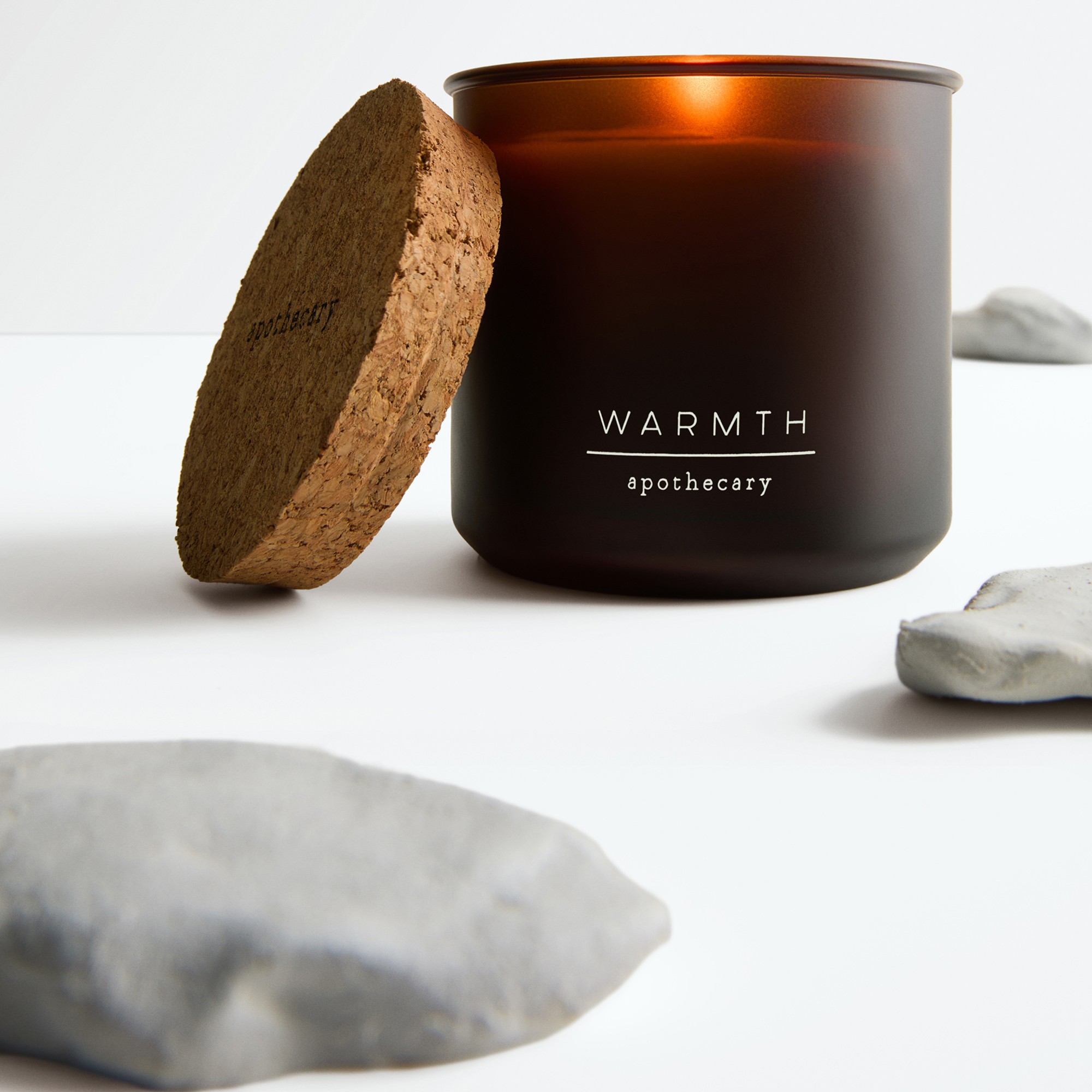 M&amp;amp;S Apothecary Warmth refillable candle