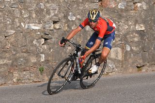 Vincenzo Nibali chases for second at Il Lombradia