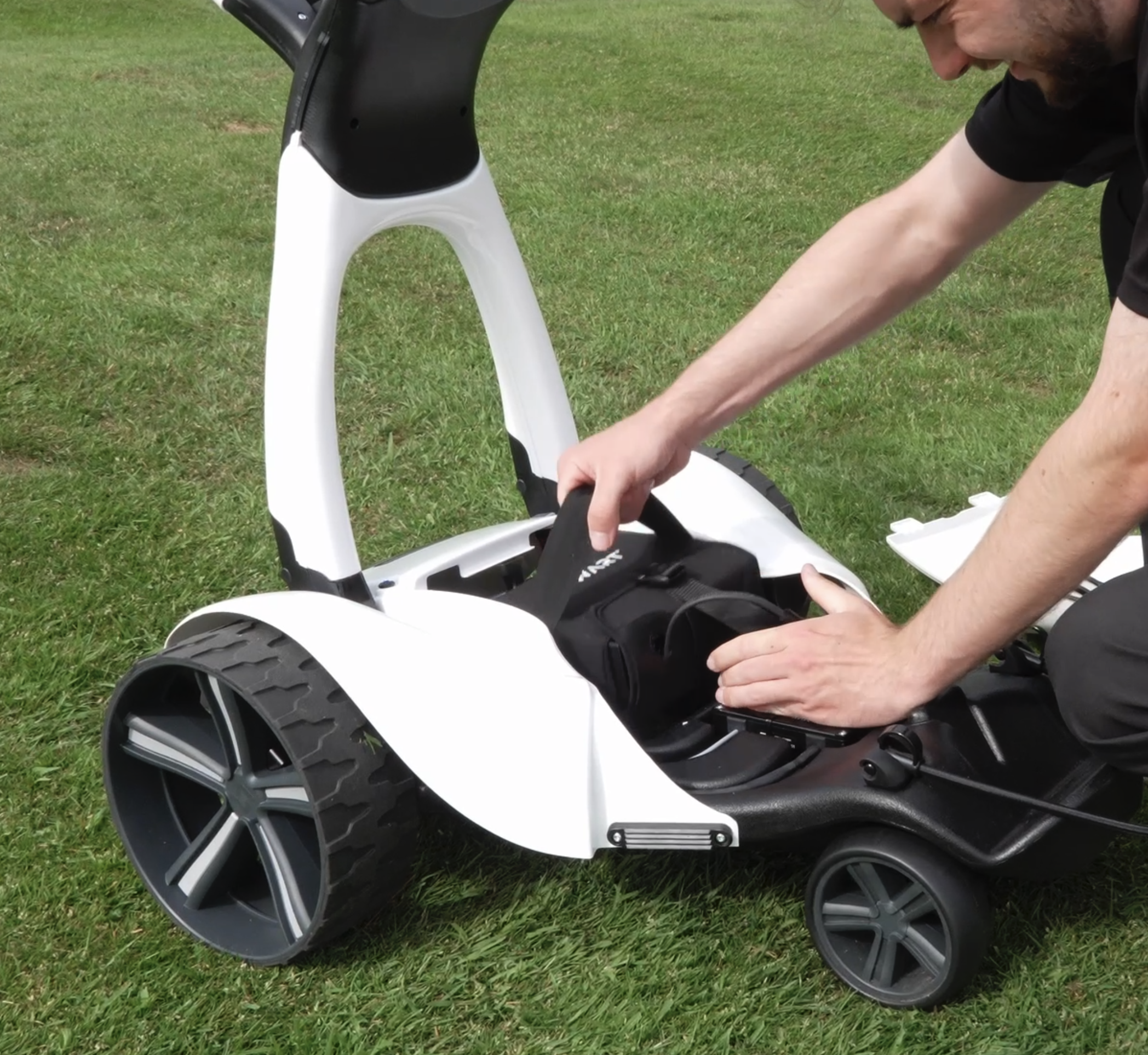 Stewart Golf V10 Remote electric trolley review