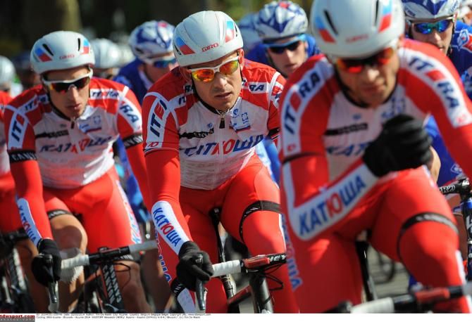 Katusha step up the chase after Boonen has attacked
