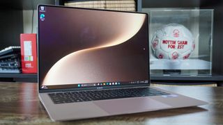 Honor MagicBook Art 14 (2025)