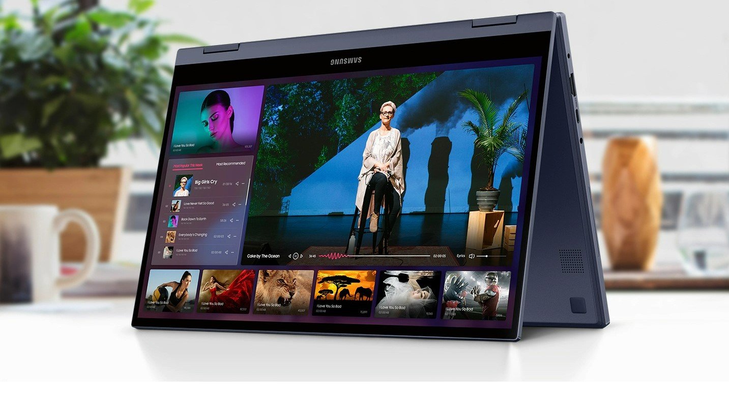 Samsung Galaxy Book Flex2 Alpha Lifestyle