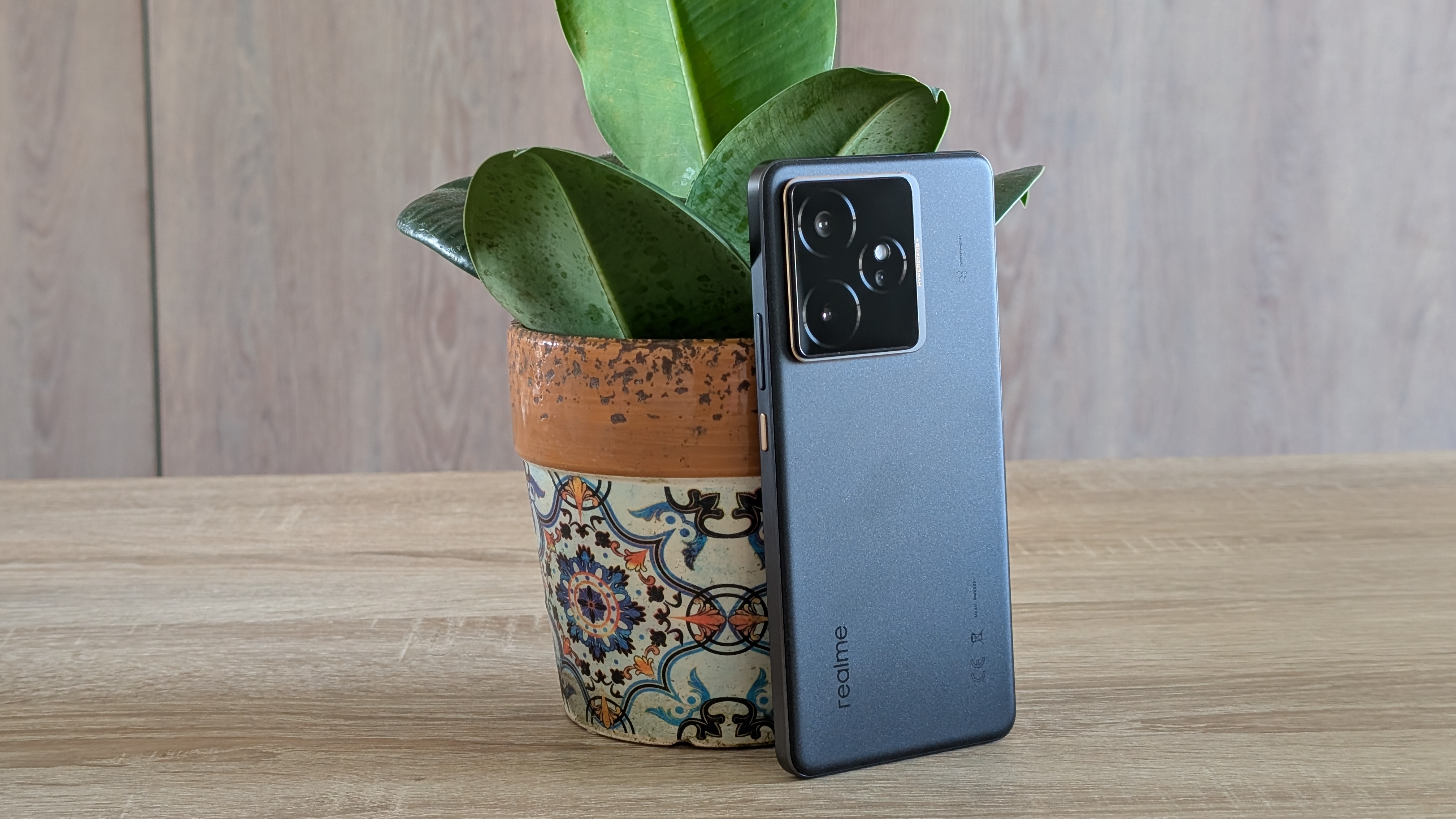 Realme GT 7