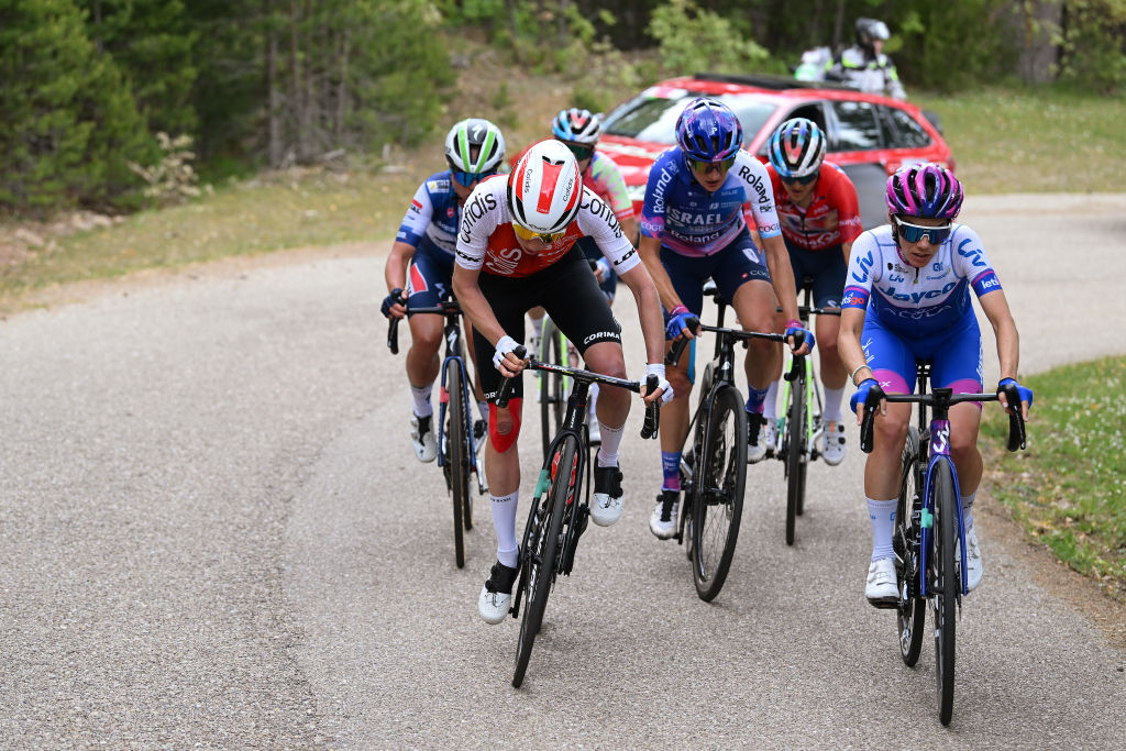 Dominant Vollering wins Vuelta a Burgos Feminas queen…