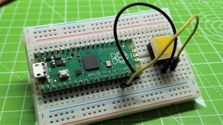 DIY Mouse Jiggler with Raspberry Pi Pico