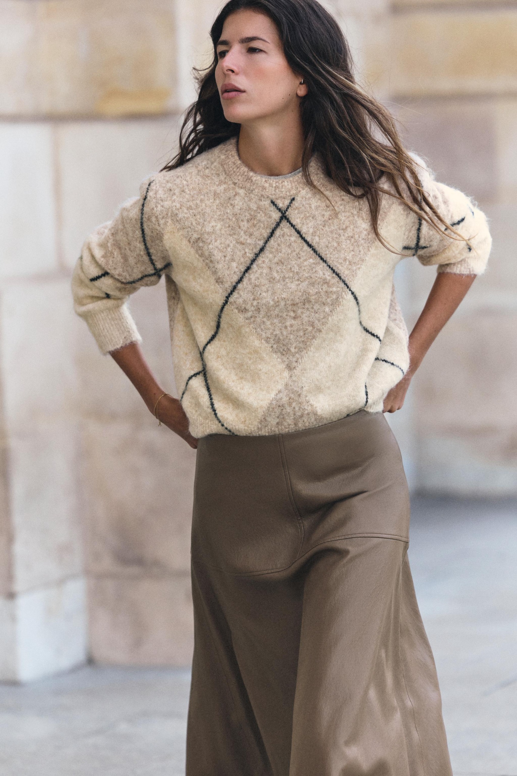 Brushed Effect Argyle Jumper - Ecru / Beige - S