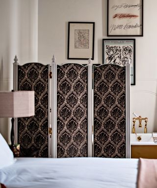 NoMad Hotel London room divider