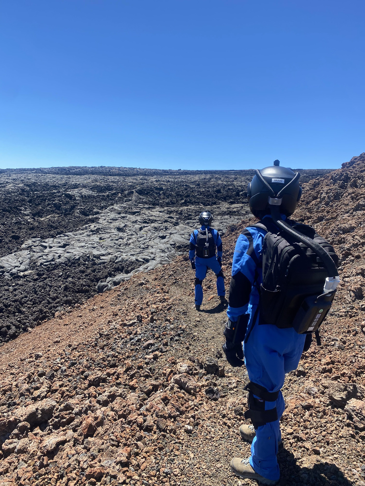 Valoria 3 crewmembers during a Marswalk.