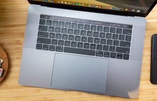MacBook-Pro-15in-2019-009