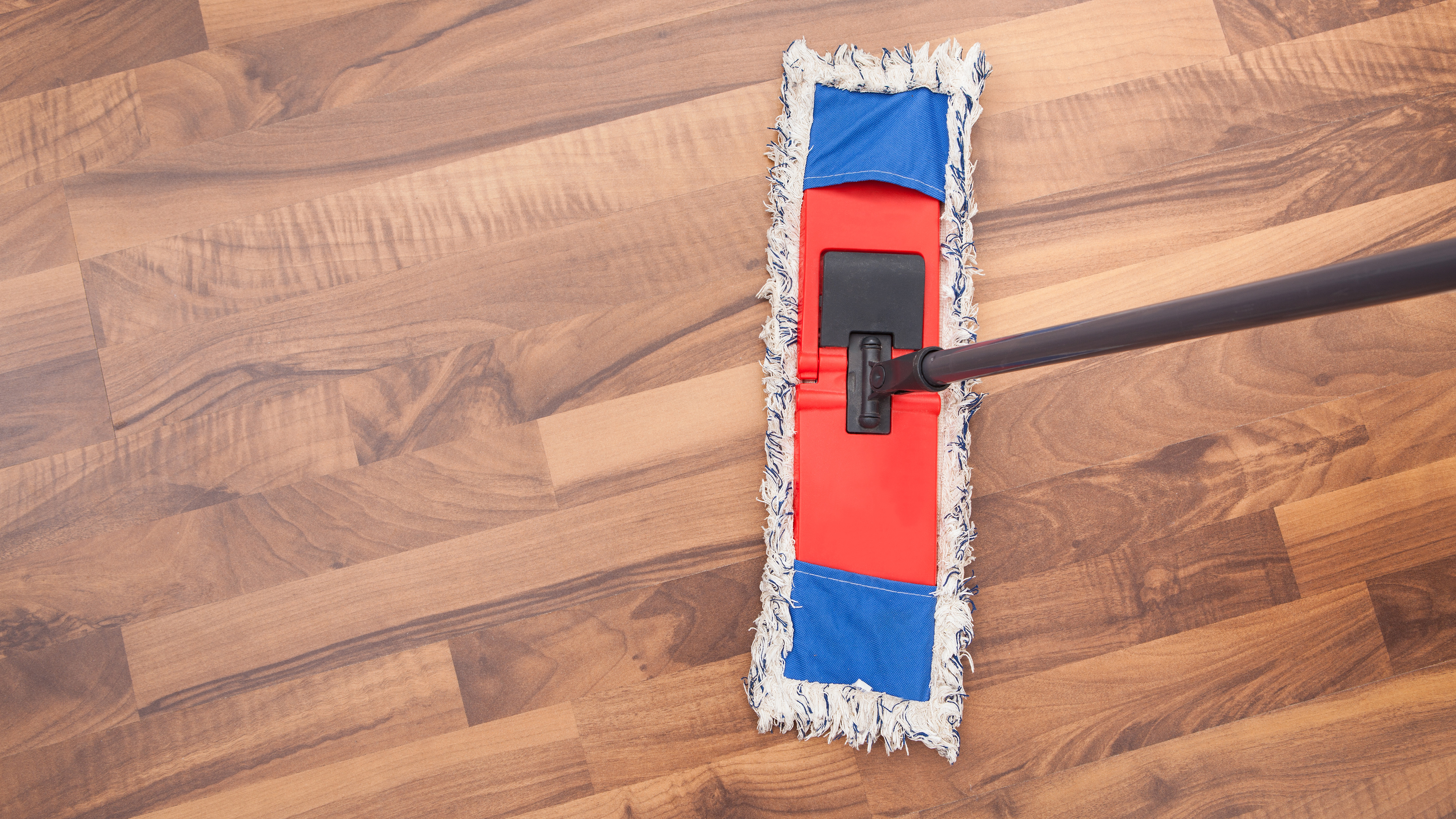 Cleaning wooden floors