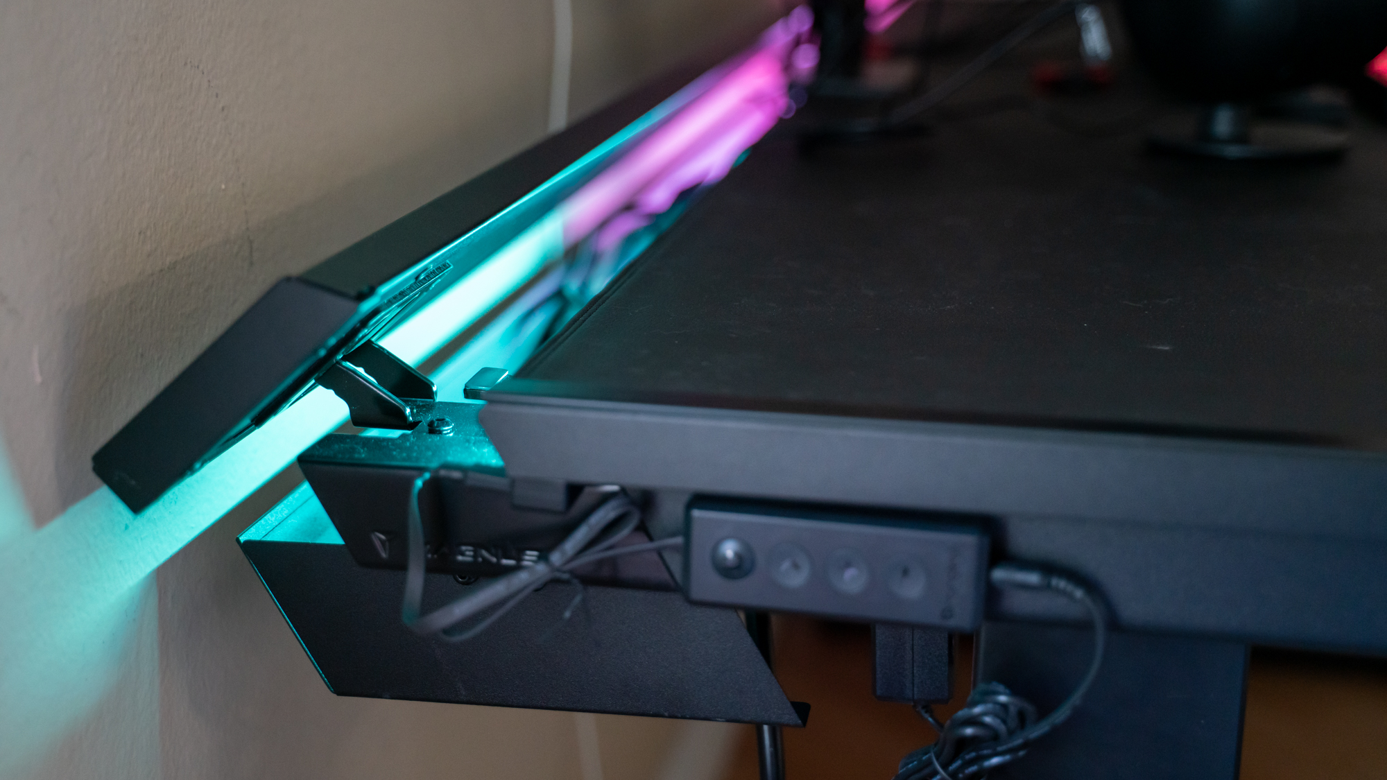 Secretlab Magnus Pro XL mesa de metal