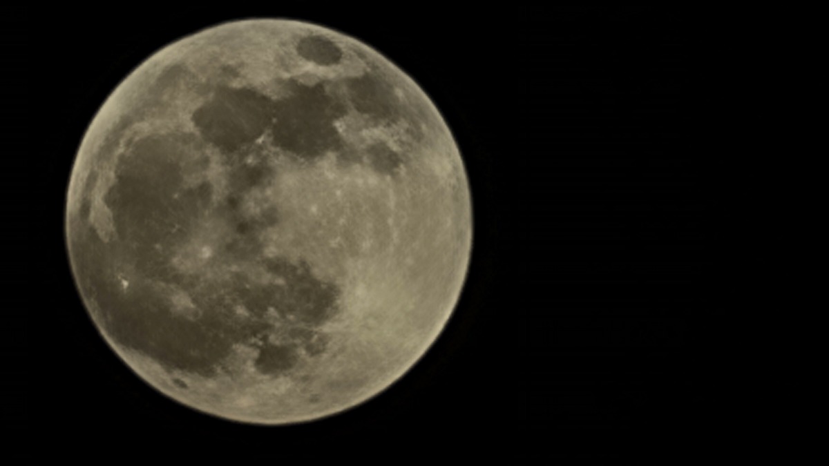 The full Flower Moon captured in Houston, just before a Blood Moon eclipse on May 15, 2022.