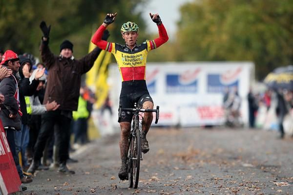 Sven Nys (Landbouwkrediet-Euphony) took a commanding victory.
