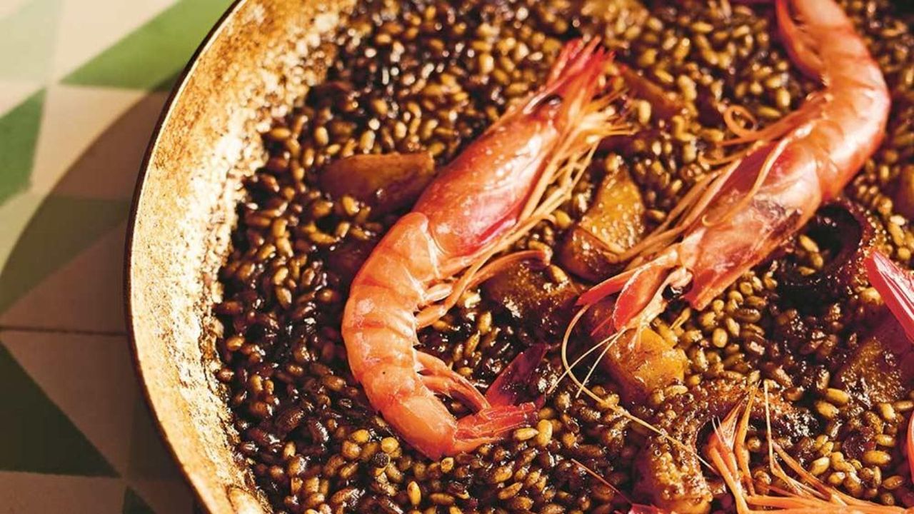 Arroz negro (black paella) recipe by Omar Allibhoy 