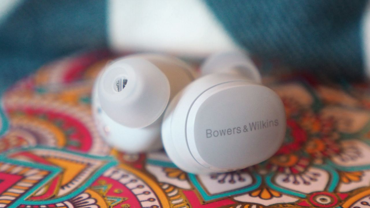 Bowers &amp; Wilkins Pi6 review