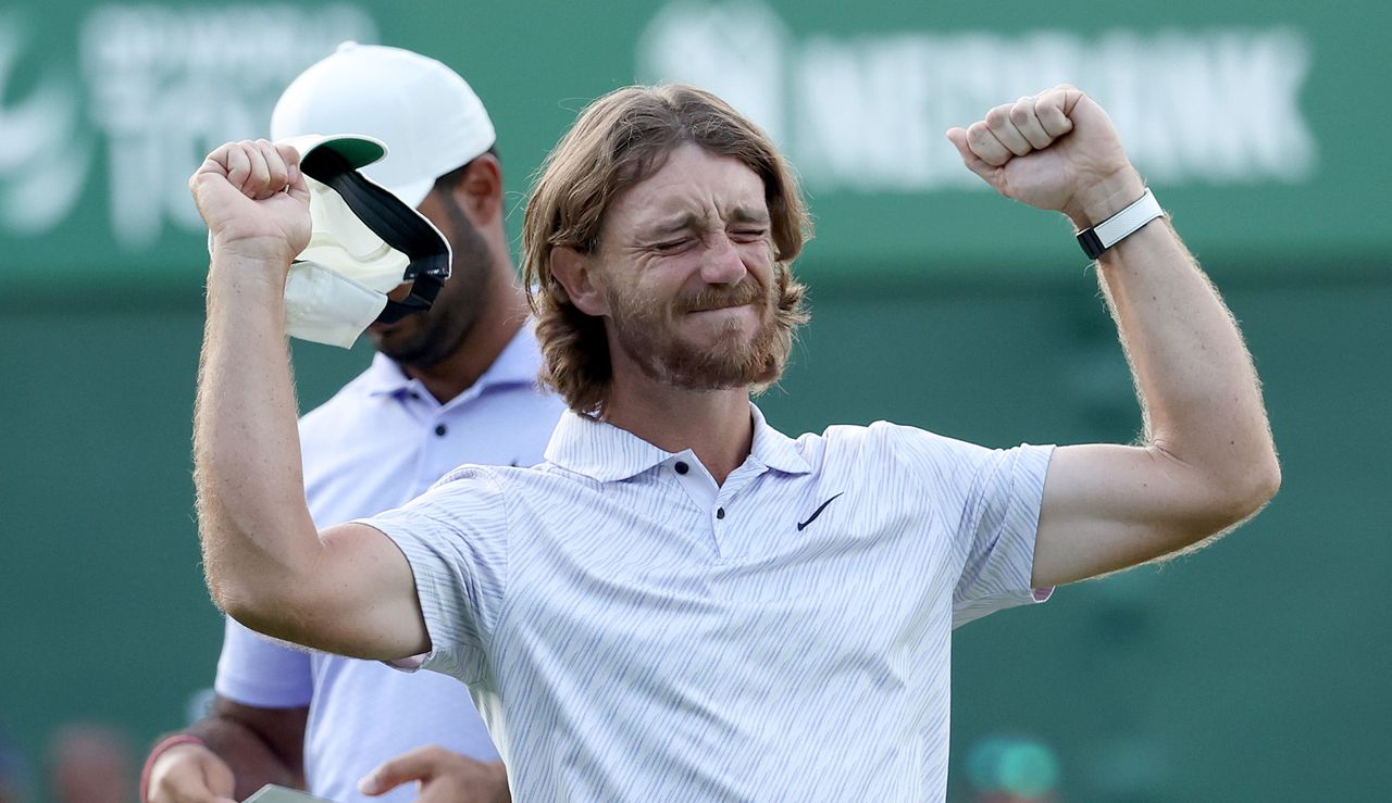 Fleetwood fist pumps as he wins the title