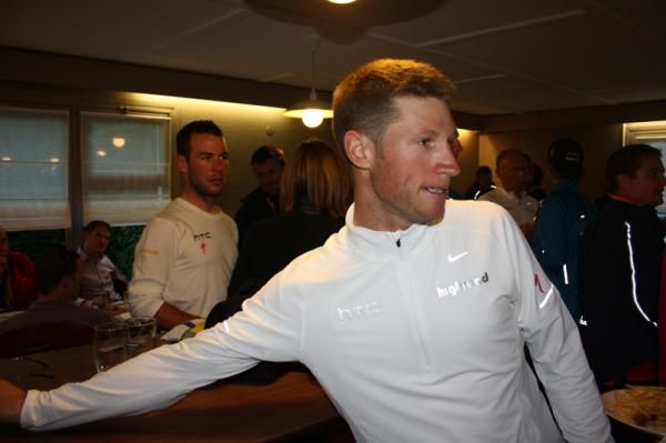 Mark Renshaw heads to bed