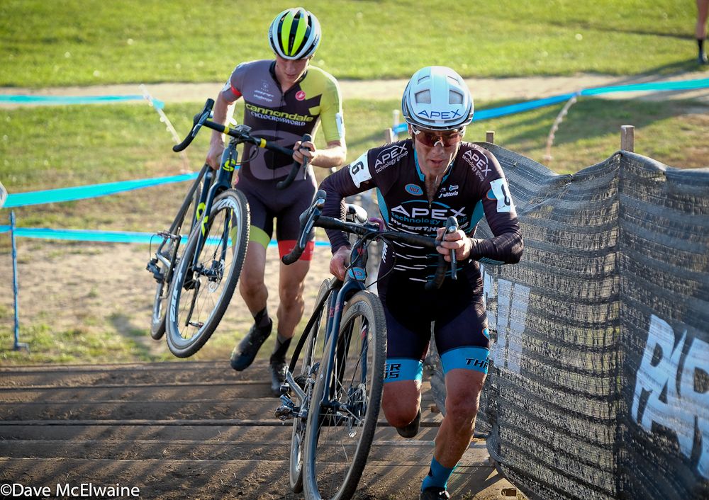 Justine Lindine (Apex/NBX/Hyperthreads) racing to an eighth place finish