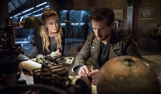 sara lance rip hunter legends of tomorrow