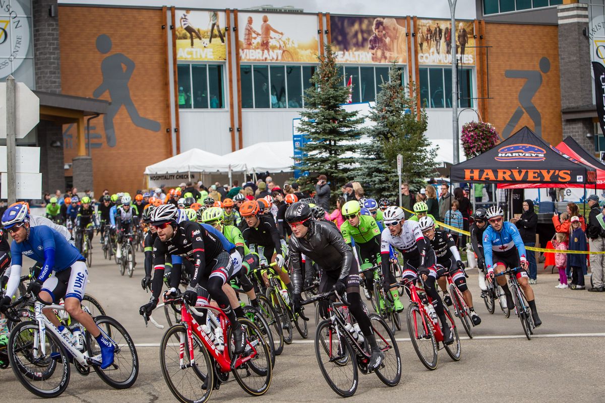 Riders leave the start for the long day ahead in Alberta
