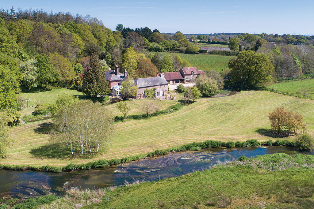 House for sale with fishing rights: Chamberlayne’s Farm, Bere Regis, Wareham, Dorset.