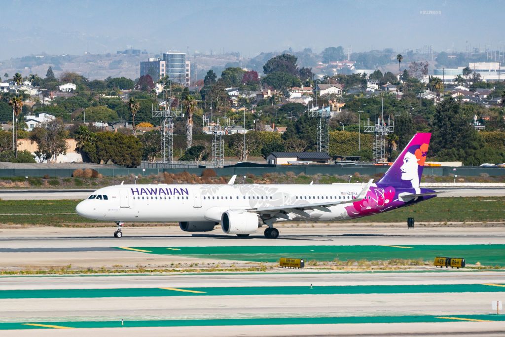 Hawaiian Airlines plane 