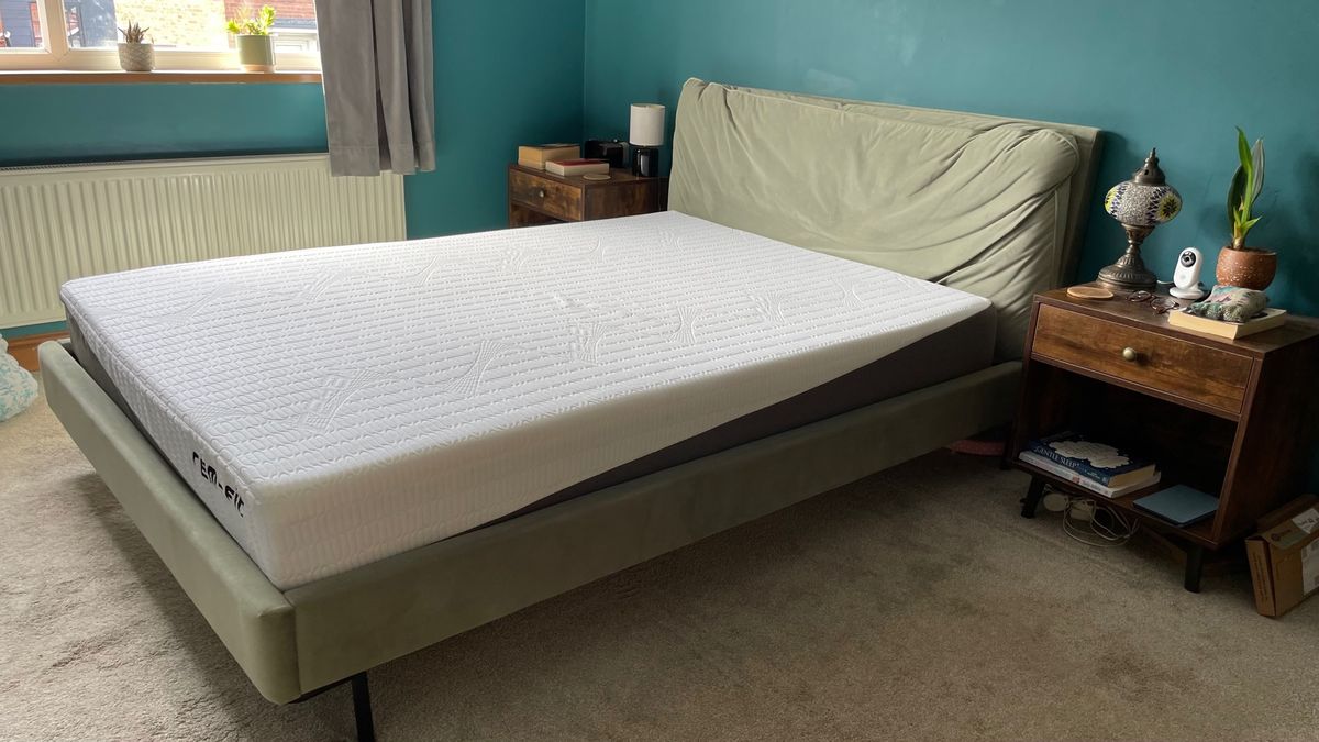 REM-Fit Pocket 1000 Hybrid mattress review: a budget-friendly mattress ...