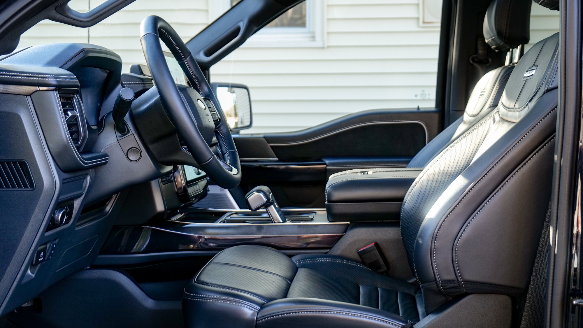 2025 Ford F-150 Lightning test drive.