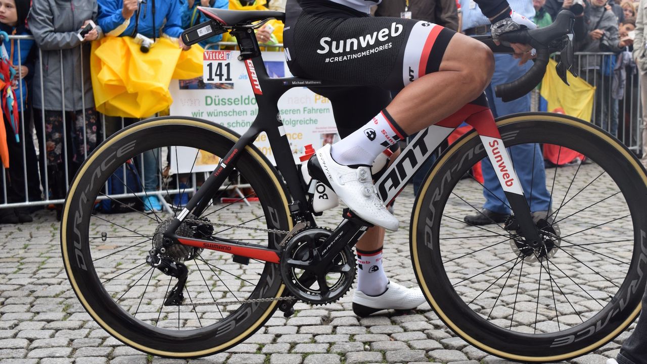 Michael Matthews also appeared to run 140mm rotors front and rear
