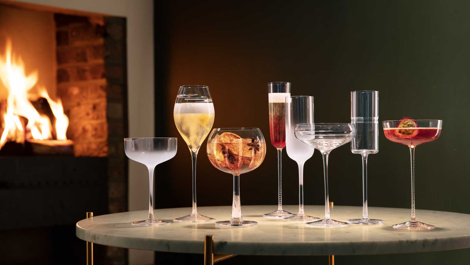 Glassware: types of drinking glasses every home needs | Livingetc