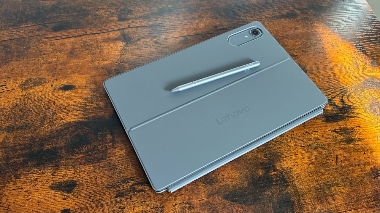 The Lenovo Idea tab Pro Gen 2 on a desk