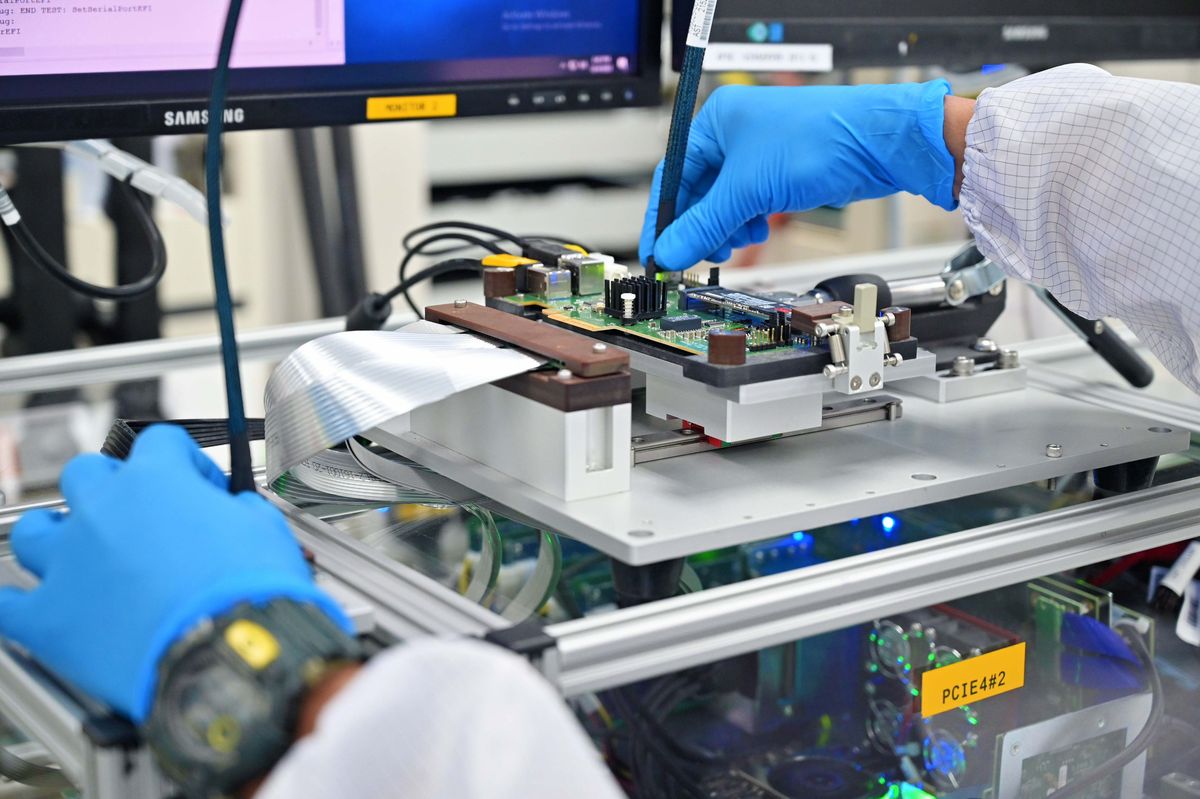 Intel Packaging
