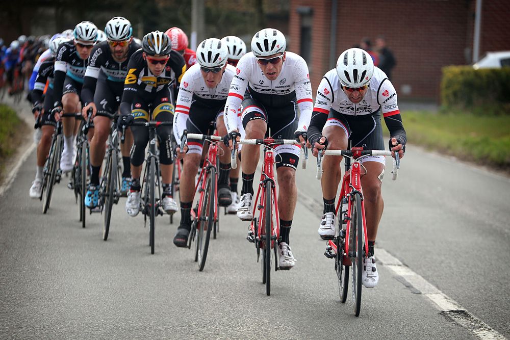 Trek Factory Racing leads the chase