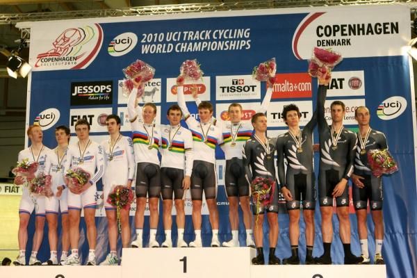 Australia on top of the podium for the men's 4,000m team pursuit.
