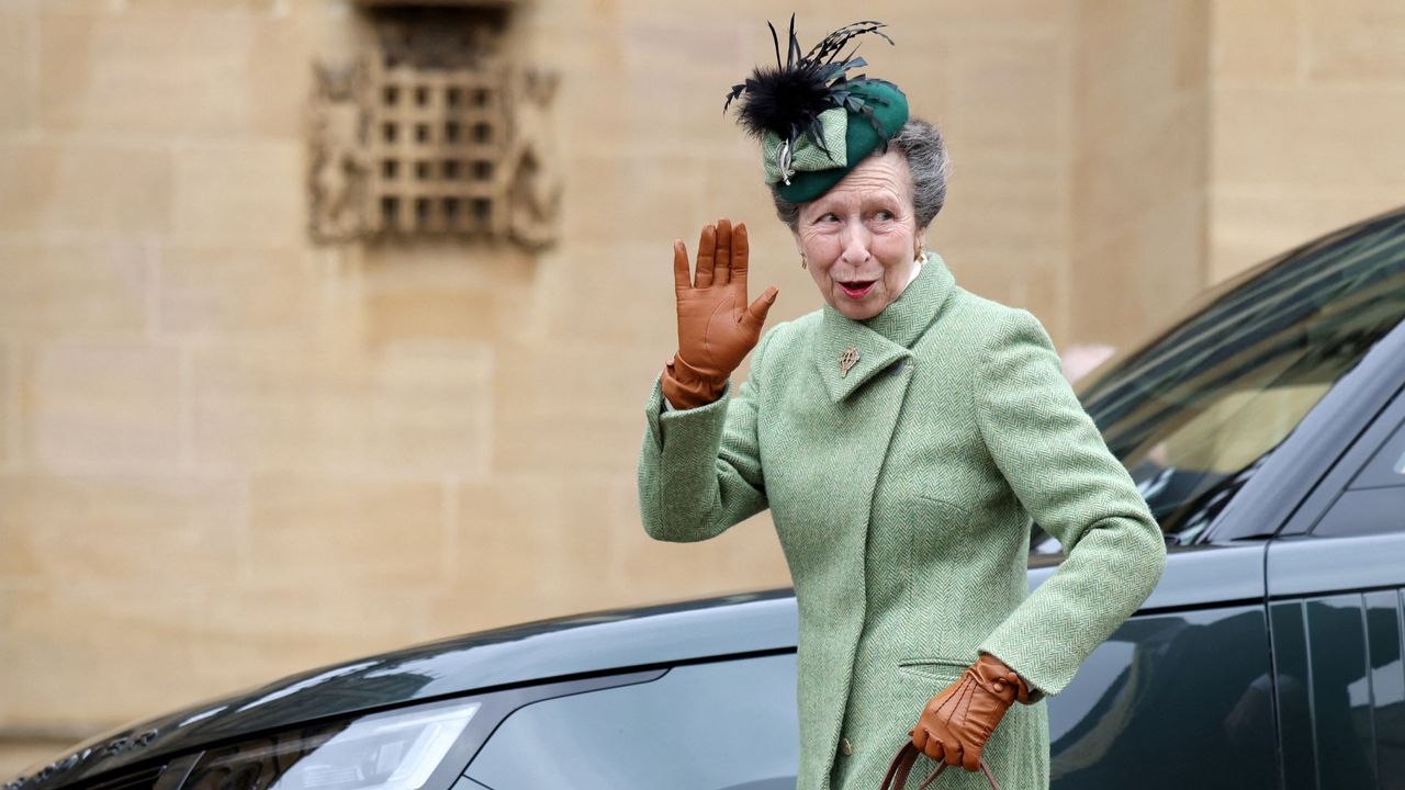 Princess Anne&#039;s Easter Day outfit