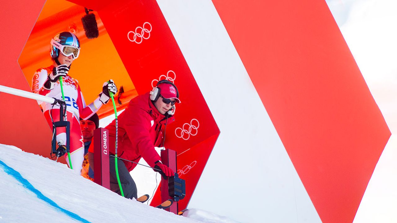 alpine-skiing_starting-gate.jpg