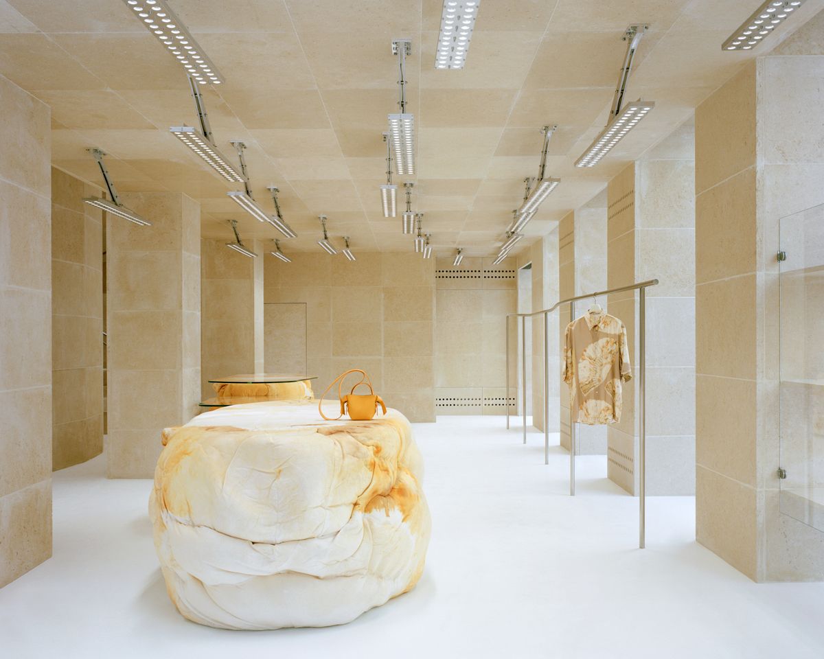 Erhvervelse ledningsfri auroch Inside Acne Studios' new Rue Saint-Honoré store in Paris | Wallpaper