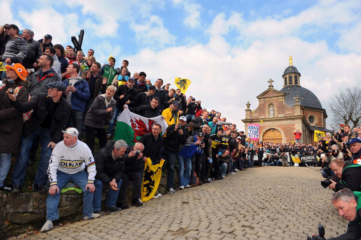 Muur van Geraardsbergen returns for 2017 Tour of Flanders Cyclingnews