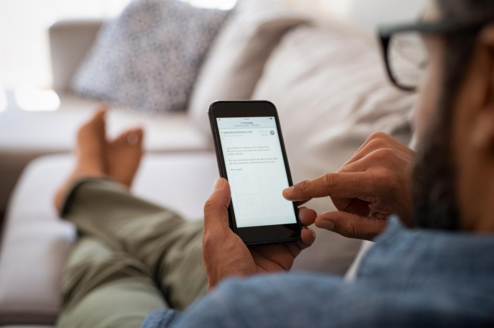 Auch unterwegs Mails lesen, mit E-Mail-Apps