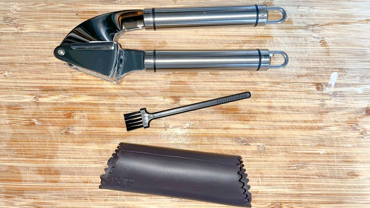 ORBLUE Garlic Press