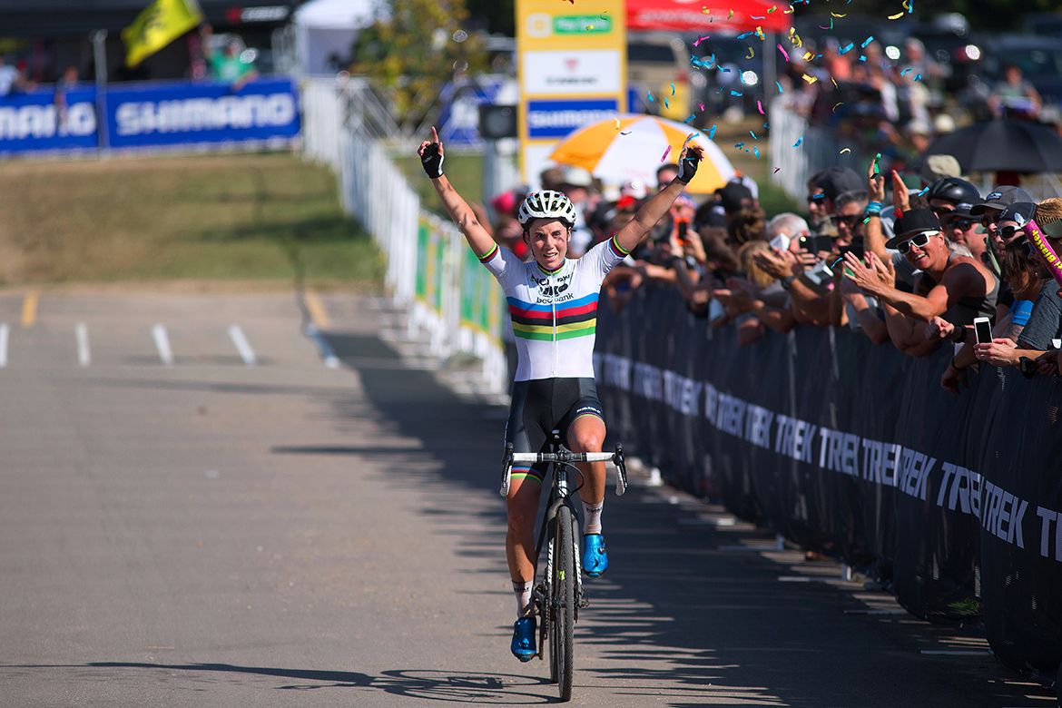 Sanne Cant (Beobank-Corendon) takes the win