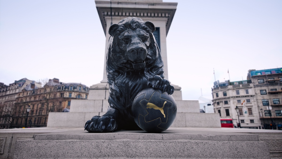 Premier League match ball supplier changes after 25 years
