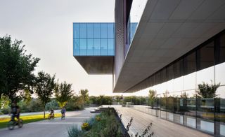 Pedestrian walkways around entrances