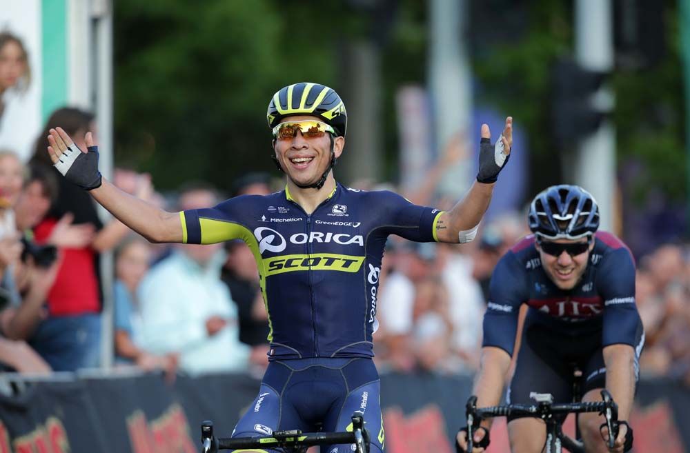 Caleb Ewan (Orica-Scott) wins despite some injuries
