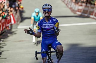 Julian Alaphilippe wins the 2019 Strade Bianche