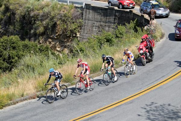 Dan Martin, Chris Baldwin, Chris Froome and Oscar Freire created the original break and would be joined by 7 more riders.