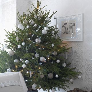 What does your Christmas tree say about you? | Ideal Home