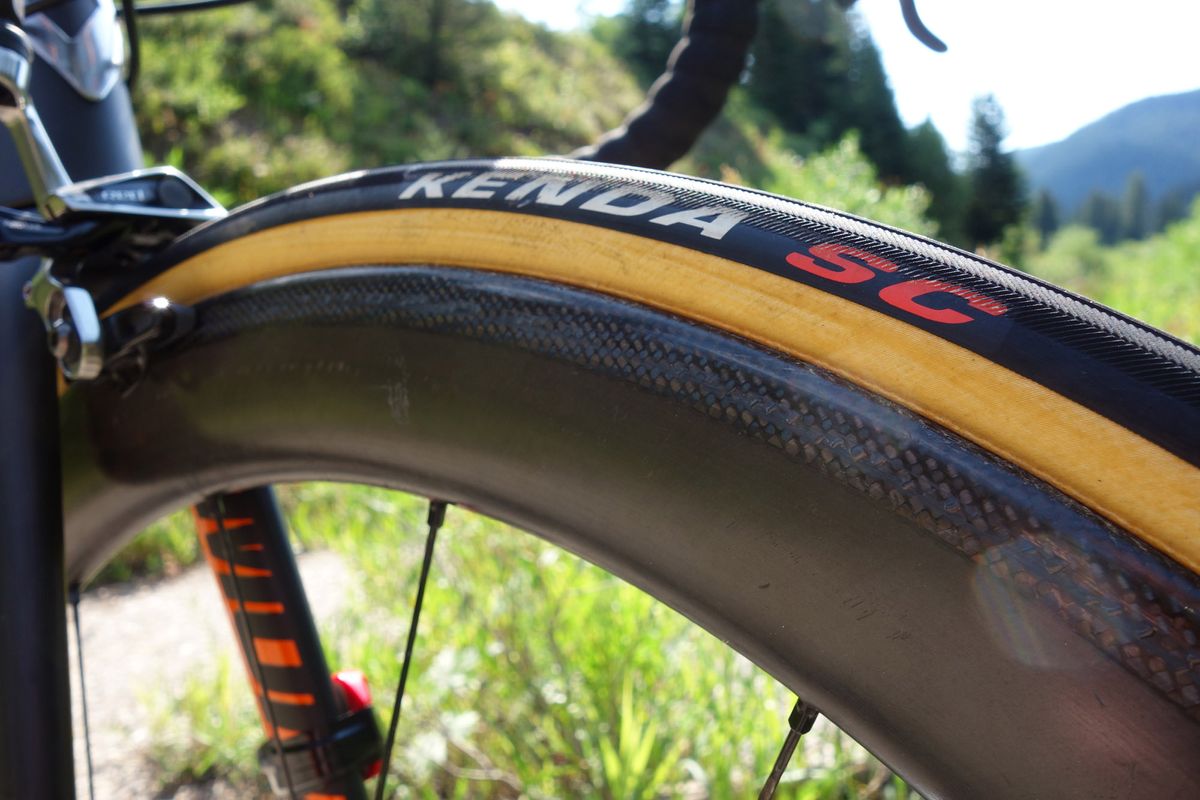 The team uses Kenda SC tubulars. For the stage three time trial Kuss used a HED Stinger 5 on the front and Stinger 3 on the back
